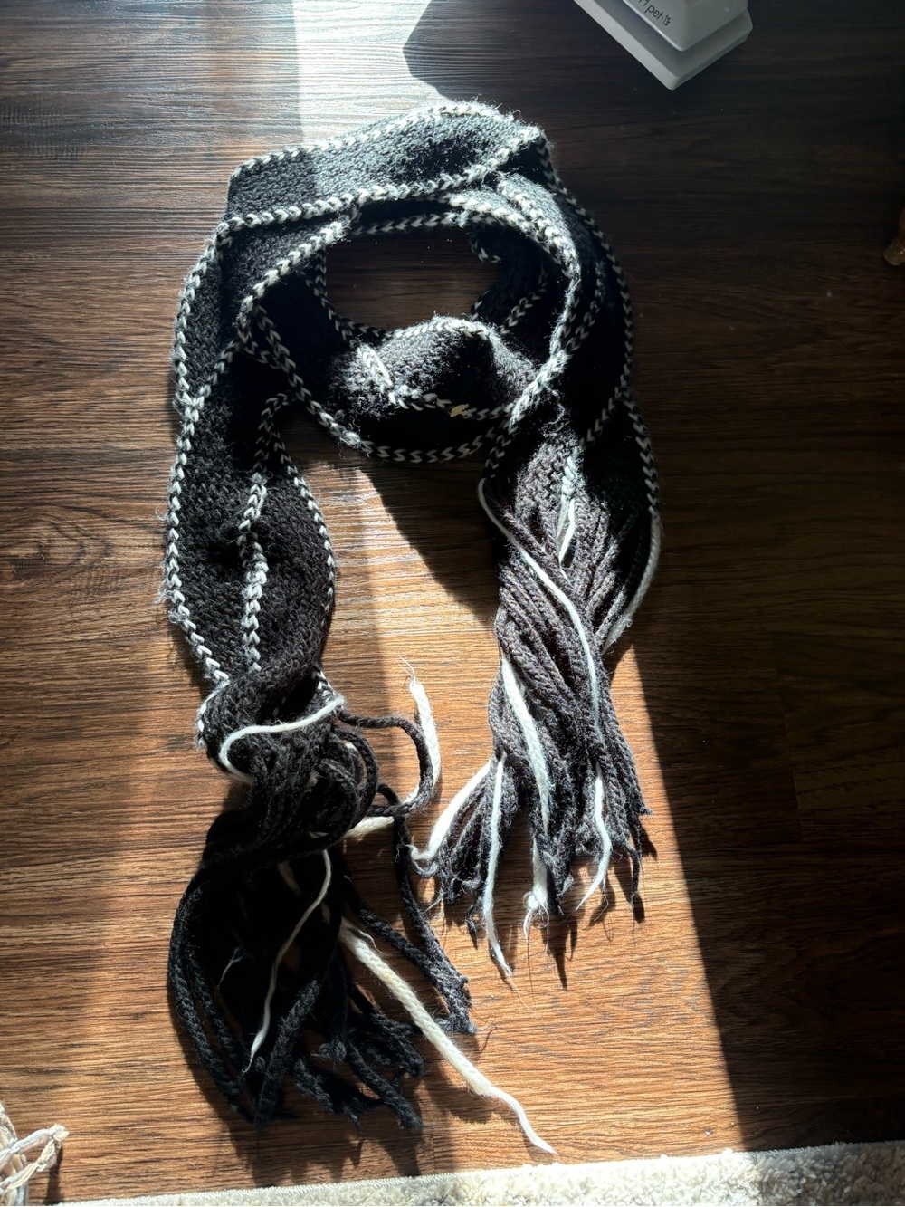 Black & Gray Knit Fringe Scarf - Unbranded